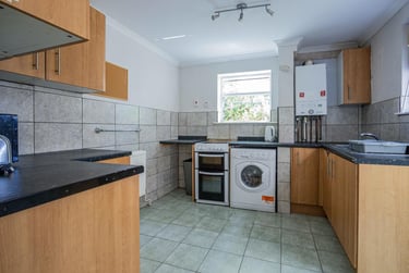 5 bed house, Malefant Street, Cathays, Cardiff, CF244QE - Image 2